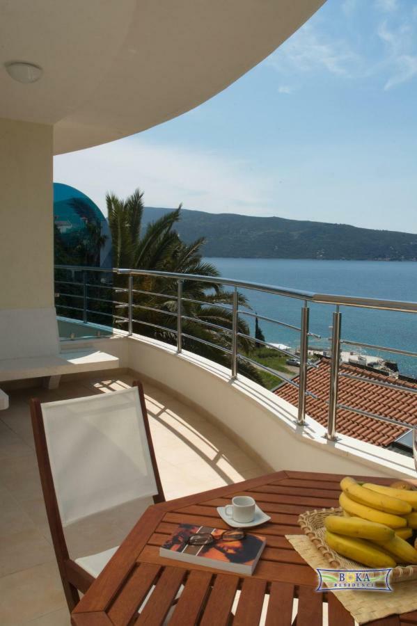 Apartments Boka Residence Херцег Нови Екстериор снимка